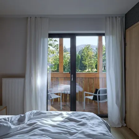 Dom Gory Las - Adults 11 Plus - W Rytmie Slow - Centrum - Bezplatny Parking - Sniadania 招待所 3*