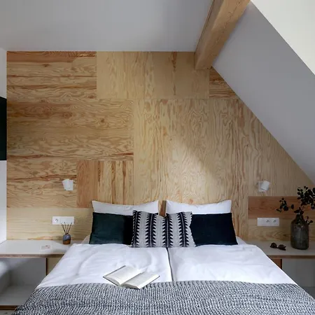 Dom Gory Las - Adults 11 Plus - W Rytmie Slow - Centrum - Bezplatny Parking - Sniadania 卡尔帕奇