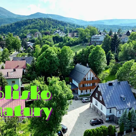 Гостевой дом Dom Gory - Adults 11 - W Duchu Slow - Centrum - Bezplatny Parking - Piekny Ogrod